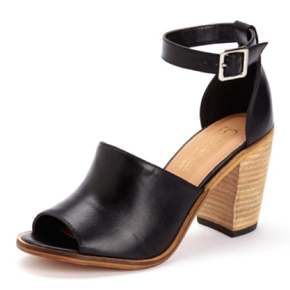 Catherine Malandrino Shoes - Catherine Malandrino Strap Heels